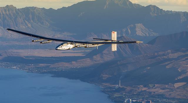 Sociedad Pregunta Trivia: ¿Cuál es el nombre de la primer aeronave tripulada de alas fijas en circunnavegar el mundo utilizando únicamente energía solar?