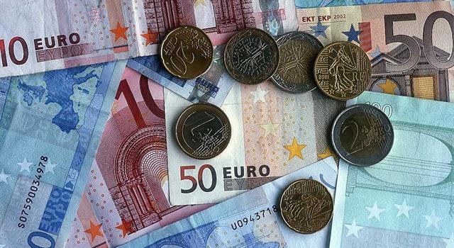 społeczeństwo Pytanie-Ciekawostka: Kto jest na austriackiej monecie 1 €?