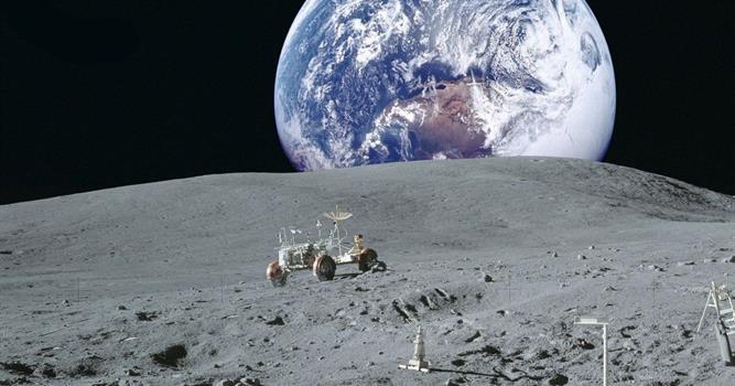Наука Вопрос: Какое количество государств на сегодняшний момент (начало 2017) смогло осуществить самостоятельные миссии своих космических аппаратов на Луну, в ходе которых данные аппараты совершили посадку на ее поверхность (жёсткую, мягкую или пилотируемую)?