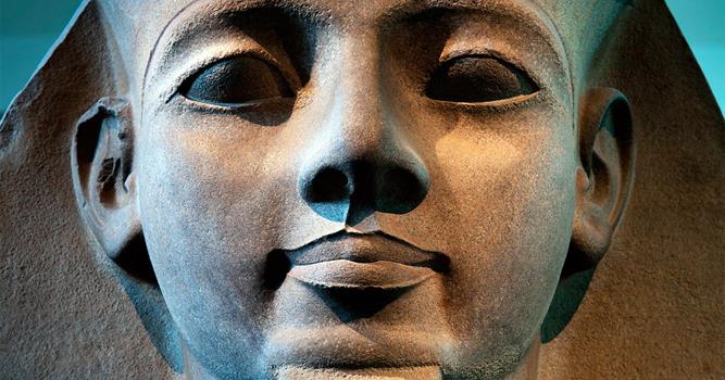 Історія Запитання-цікавинка: Скільки років (приблизно) правил єгипетський фараон Рамзес ІІ?
