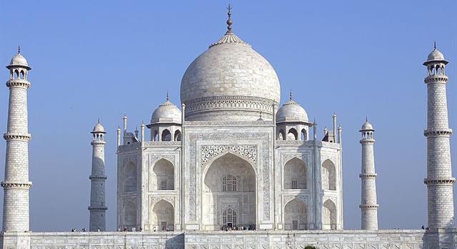Culture Trivia Question: What is the architectural style of the Taj Mahal?