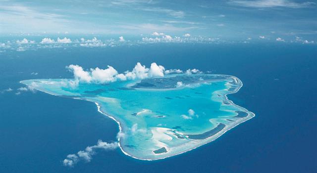 Geography Trivia Question: Cook Islands is located in which ocean?