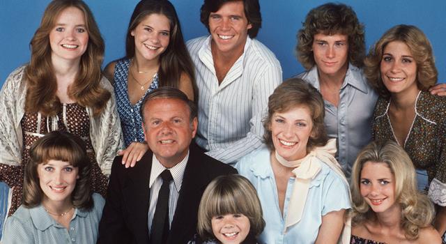 Movies & TV Trivia Question: What California city was the setting for the TV series "Eight is Enough"?