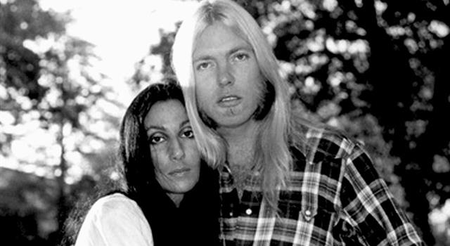 Gesellschaft Wissensfrage: Wie heißt der Sohn der Sängerin Cher und des Musikers Gregg Allman?