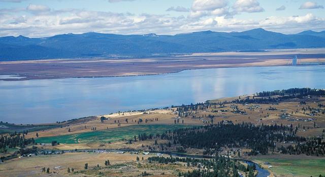 Geography Trivia Question: Klamath Lake is the largest lake in which U.S. state?