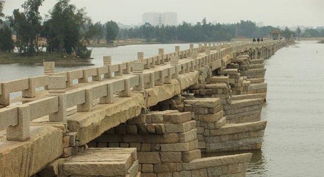 Общество Вопрос: Китайский мост Анпинь – самый длинный древний мост в мире, который существует до сих пор. А какова его длина?