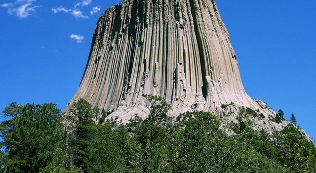 Geography Trivia Question: How far above sea level is the summit of Devils Tower?