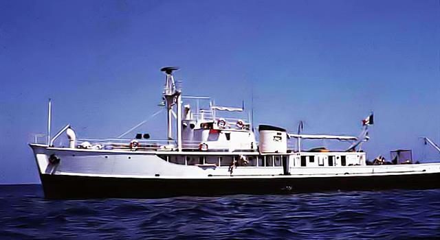 Histoire Question: Comment s'appelle le célèbre navire du commandant Cousteau ?