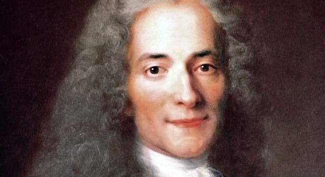 Cultura Pregunta Trivia: ¿A qué pensador ridiculiza Voltaire en su novela "Cándido" publicada en 1759?
