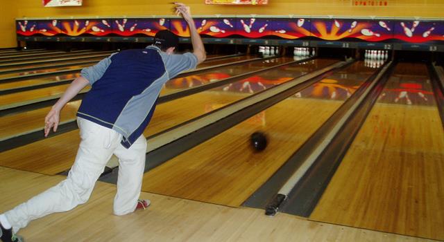 Sport Trivia Question: How long is the lane in ten-pin bowling?