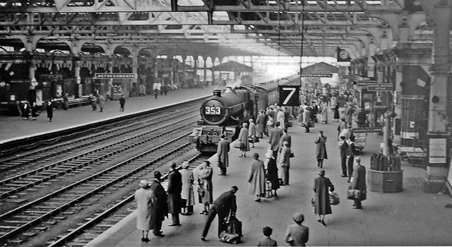 History Trivia Question: Snow Hill was once a major railway station in which British city?
