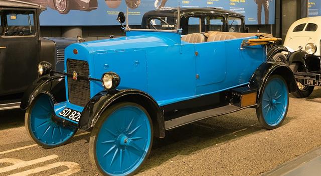 History Trivia Question: Which car manufacturer, founded by Leslie Hayward Hounsfield in London, showed its first production vehicle in 1922?
