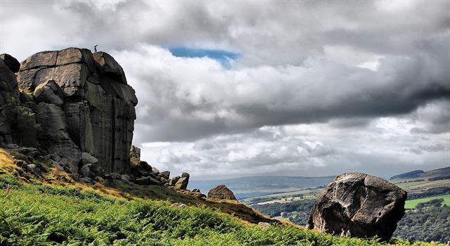 Geography Trivia Question: Where in the UK would you find the Cow and Calf Rocks?
