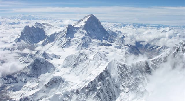 History Trivia Question: How many people died in an avalanche whilst the shooting of the film 'Everest' was being carried out, which is about a 1996 Mount Everest disaster?