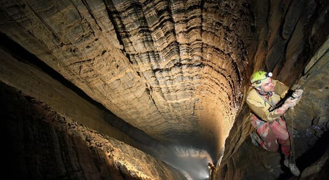 Сiencia Pregunta Trivia: ¿En qué país se encuentra el pozo subterráneo natural más profundo del planeta?