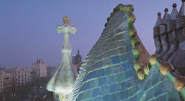 Cultura Pregunta Trivia: ¿Cuál de las siguientes construcciones de Barcelona  no es obra de Antonio Gaudí?