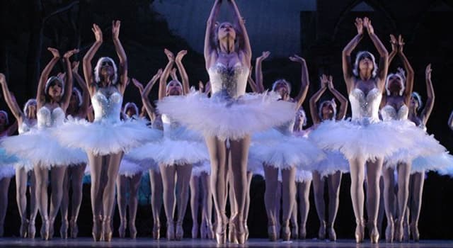 Cultura Pregunta Trivia: ¿En qué año se representó por primera vez el ballet El lago de los cisnes?