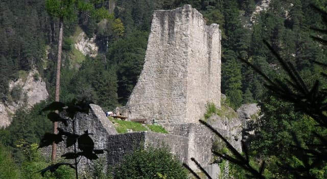 Geography Trivia Question: In which country would you find 'Schalun Castle'?