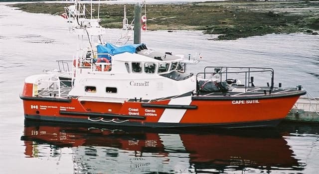 Society Trivia Question: What length are the 'Cape-class' motor lifeboat vessels that are used in the Coast Guards of Canada and the US?