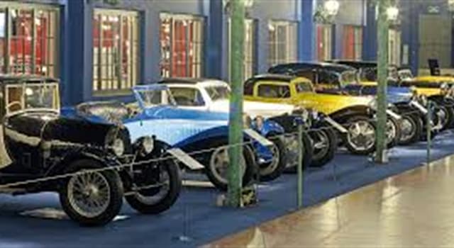 Cultura Pregunta Trivia: ¿Dónde se encuentra el museo con la mayor colección de automóviles del mundo?