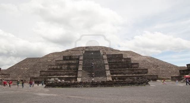 Geografía Pregunta Trivia: ¿En qué parte se encuentra la pirámide más grande del mundo?
