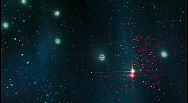 Naturaleza Pregunta Trivia: La segunda estrella de la cola de la Osa Mayor (ver imagen) es una estrella doble. ¿Cuáles son los nombres de las componentes de esa estrella?
