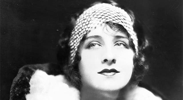 Movies & TV Trivia Question: In which country was pioneering actress Norma Shearer born?