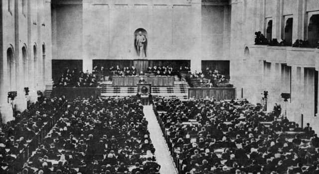 Historia Pregunta Trivia: ¿Quién fue secretario general del Partido Comunista de la Unión Soviética (PCUS) hasta la muerte de Lenin?