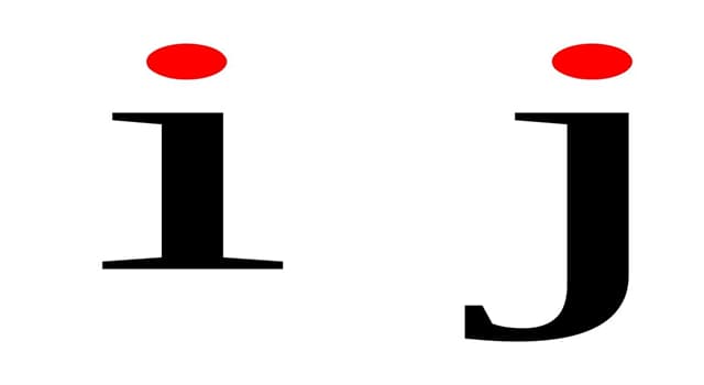 Cultuur Trivia Vraag: Welk woord wordt gebruikt om te verwijzen naar de punt boven de kleine letters "i" en "j"?