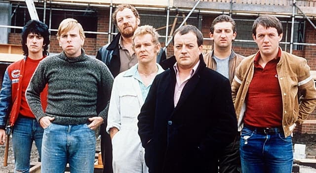 Movies & TV Trivia Question: Which German city was the setting of the first series of the U.K. TV series "Auf Wiedersehen, Pet"?