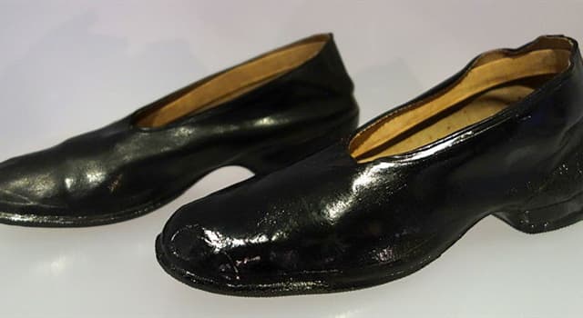 Cultura Domande: Come si chiamano le protezioni in gomma per scarpe?