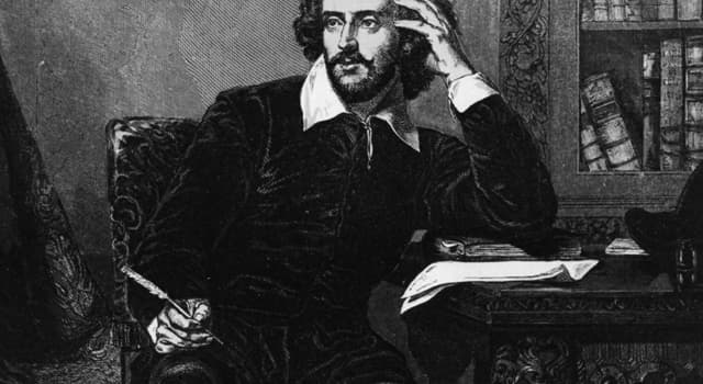 Cultura Pregunta Trivia: ¿Qué personaje de Shakespeare dice "Un poco más que parientes y menos amables"?