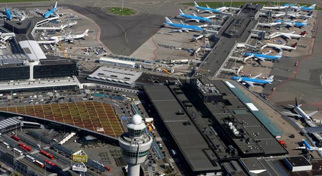 Aardrijkskunde Trivia Vraag: Bij welke Europese stad is luchthaven Schiphol gevestigd?