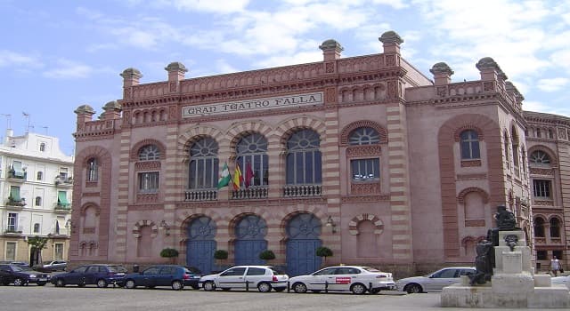 Sociedad Pregunta Trivia: ¿Qué tipo de estilo arquitectónico se muestra en la imagen?