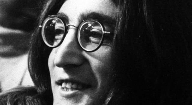 Culture Question: Comment s'appelle l'assassin de John Lennon ?