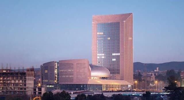 Società Domande: Dove si trova il quartier generale dell'Unione Africana?