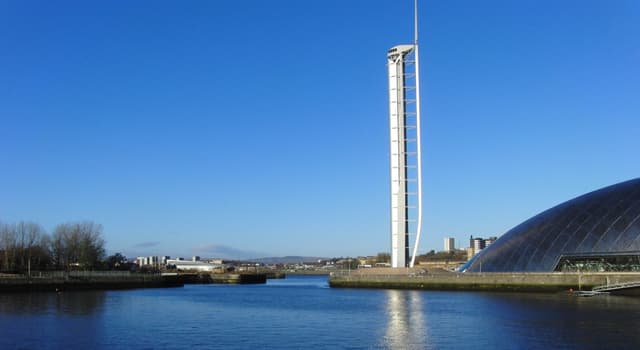społeczeństwo Pytanie-Ciekawostka: Jaki rekord Guinnessa posiada Wieża Glasgow?