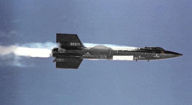 Science Trivia Question: How many pilots flew missions in the X-15?