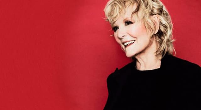 Films & TV Trivia Vraag: In 1968 maakte zangeres Petula Clark televisiegeschiedenis door welke zwarte man aan te raken?