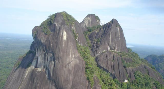 Natureza Pergunta Trivial: Qual a montanha mais alta do Brasil?