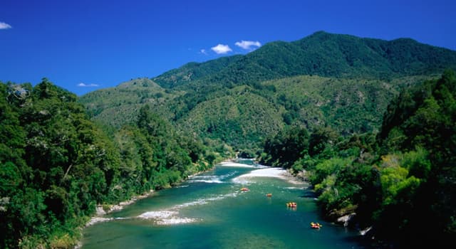 Geography Trivia Question: Which of these is a river in the South Island of New Zealand?