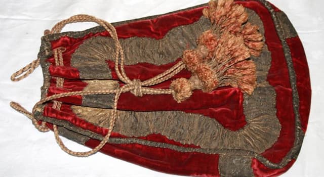History Trivia Question: Which sailor's widow carried his embalmed head around in a red velvet bag after his death?