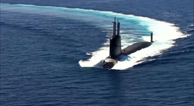Сiencia Pregunta Trivia: ¿A qué principio se debe que los submarinos se hundan en el mar y puedan salir a flote luego?