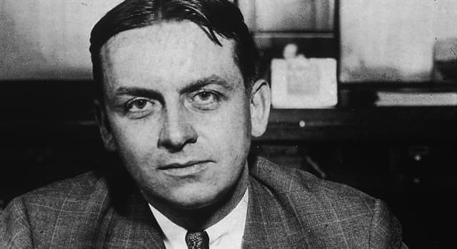 Geschiedenis Trivia Vraag: Eliot Ness is vooral bekend vanwege zijn strijd tegen de georganiseerde misdaad in welke stad?