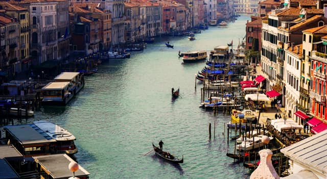 Geography Trivia Question: In which city is the Grand Canal?