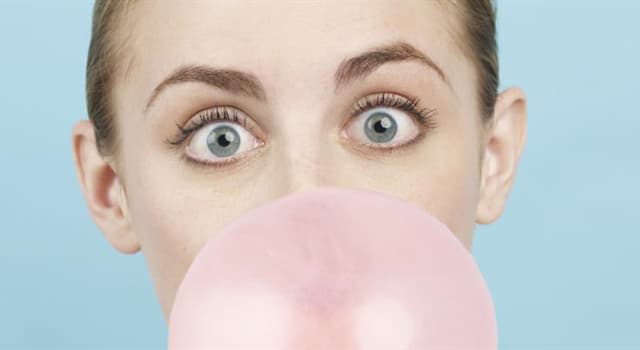 Cronologia Domande: Qual è il nome della prima gomma da masticare commercializzata in grado di fare le bolle?
