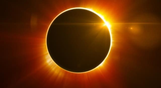Scienza Domande: Quando è possibile vedere un'eclissi solare dalla Terra?