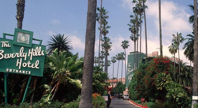 Movies & TV Trivia Question: Which year did 'The Beverly Hills Hotel' open in California?