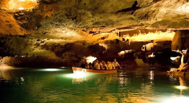 Science Question: Comment est appelé l'étude scientifique des grottes ?