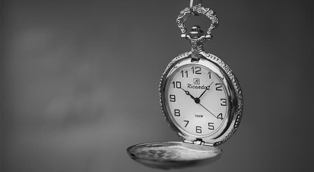 Culture Question: En moyenne, combien de temps l'ancienne unité de temps anglaise est-elle un "moment" ?